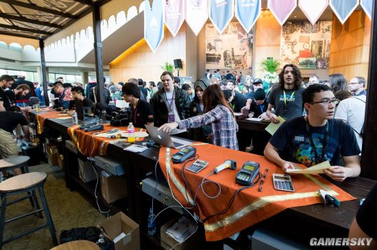 单次爆发不 单次爆发不