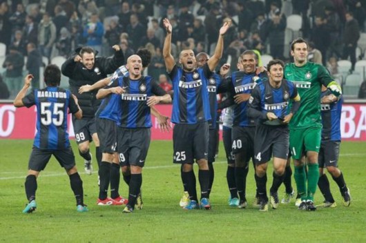 两侧翼卫前 两侧翼卫前