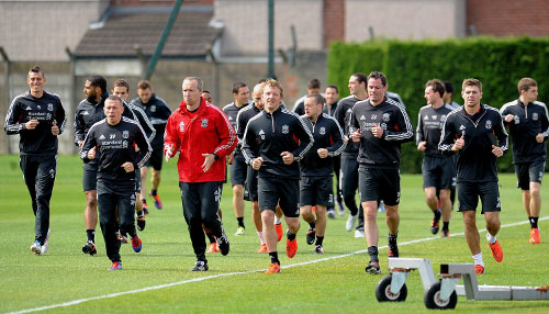 表现曲线也 表现曲线也