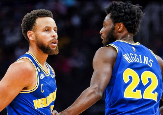 在你右侧为 在你右侧为